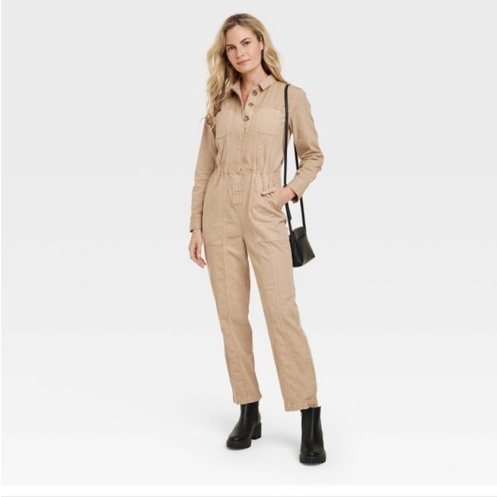 NWT Women's Long Sleeve Button-Front
Coveralls - Universal Thread Tan 12